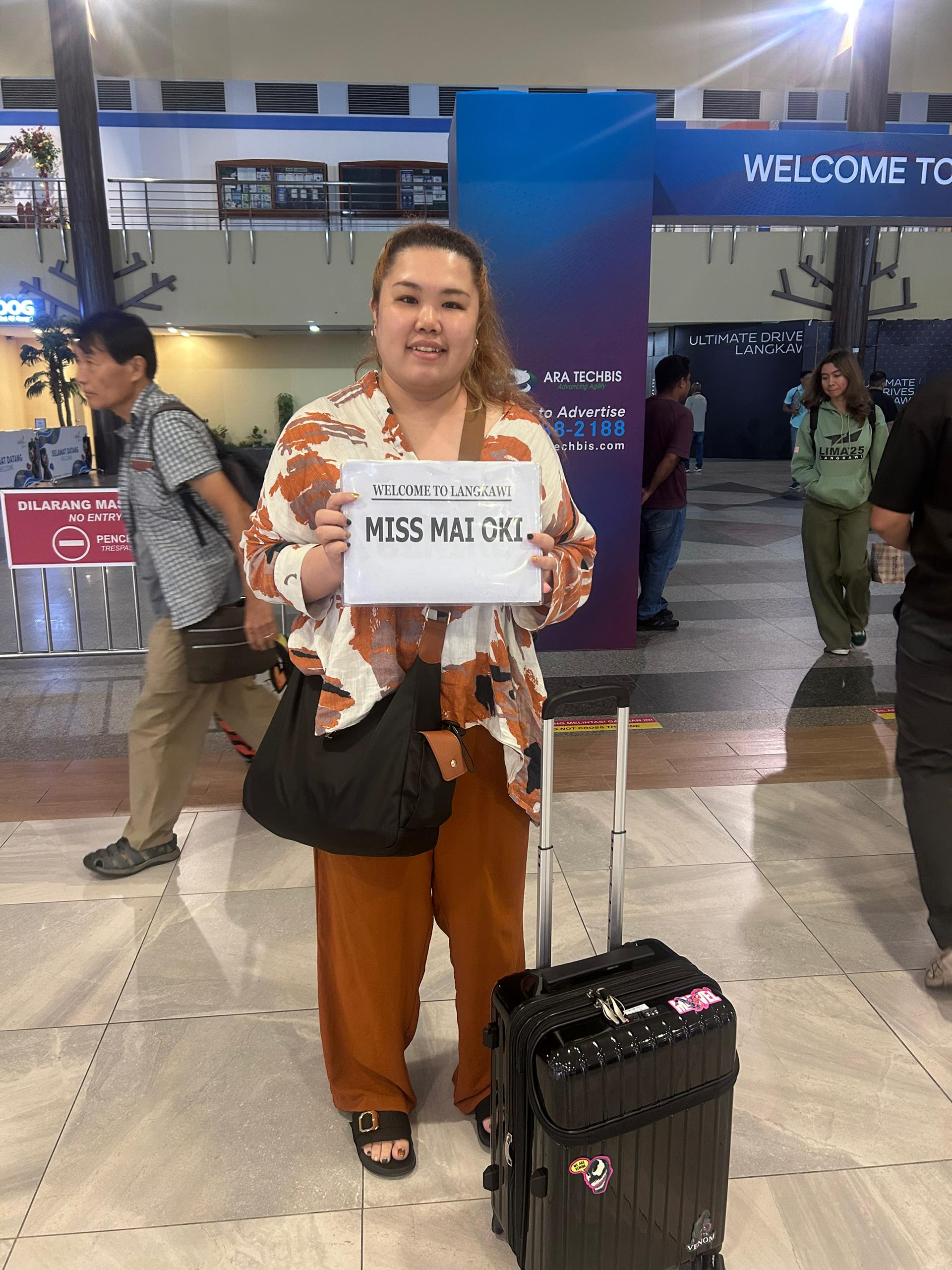 Customer testimony screenshot from WhatsApp